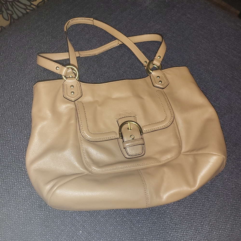 LIKE NEW COACH Beige Purse
